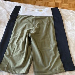 Bike shorts tight fit